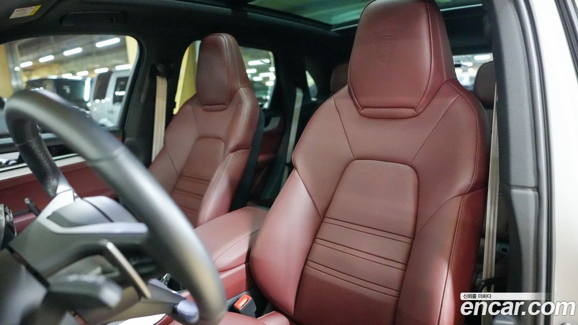 Porsche Cayenne 2024