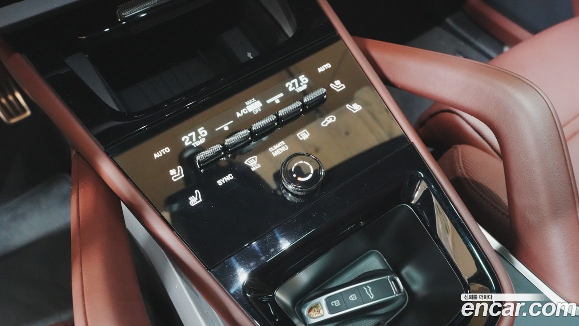 Porsche Cayenne 2024