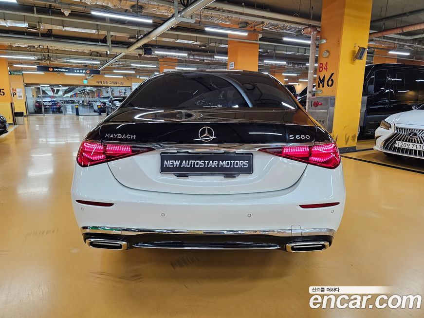 Mercedes-Benz S-Class 2023