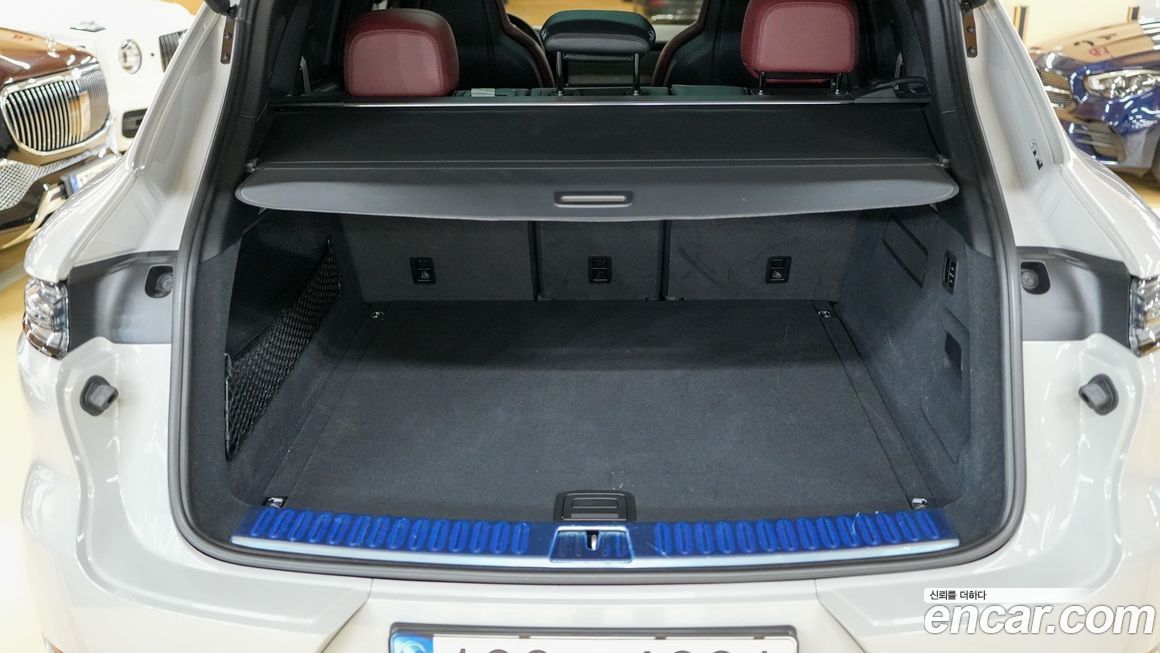 Porsche Cayenne 2024