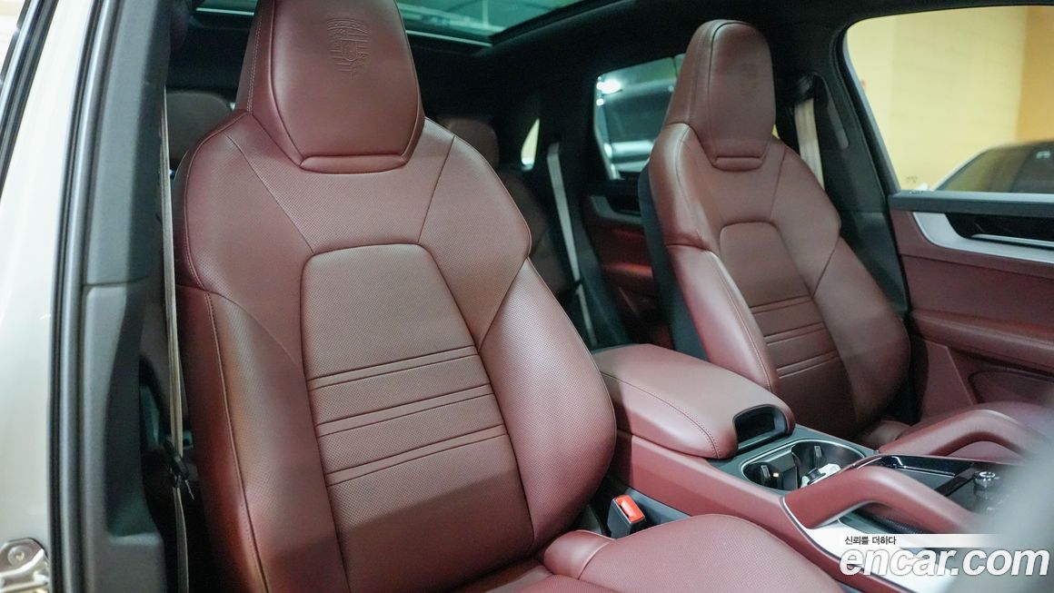 Porsche Cayenne 2024