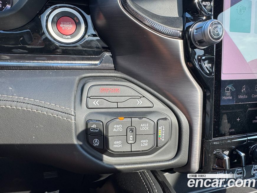 Dodge Ram Pick Up 2025