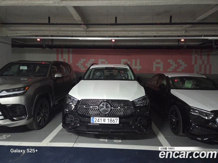 Mercedes-Benz GLE-Class 2026