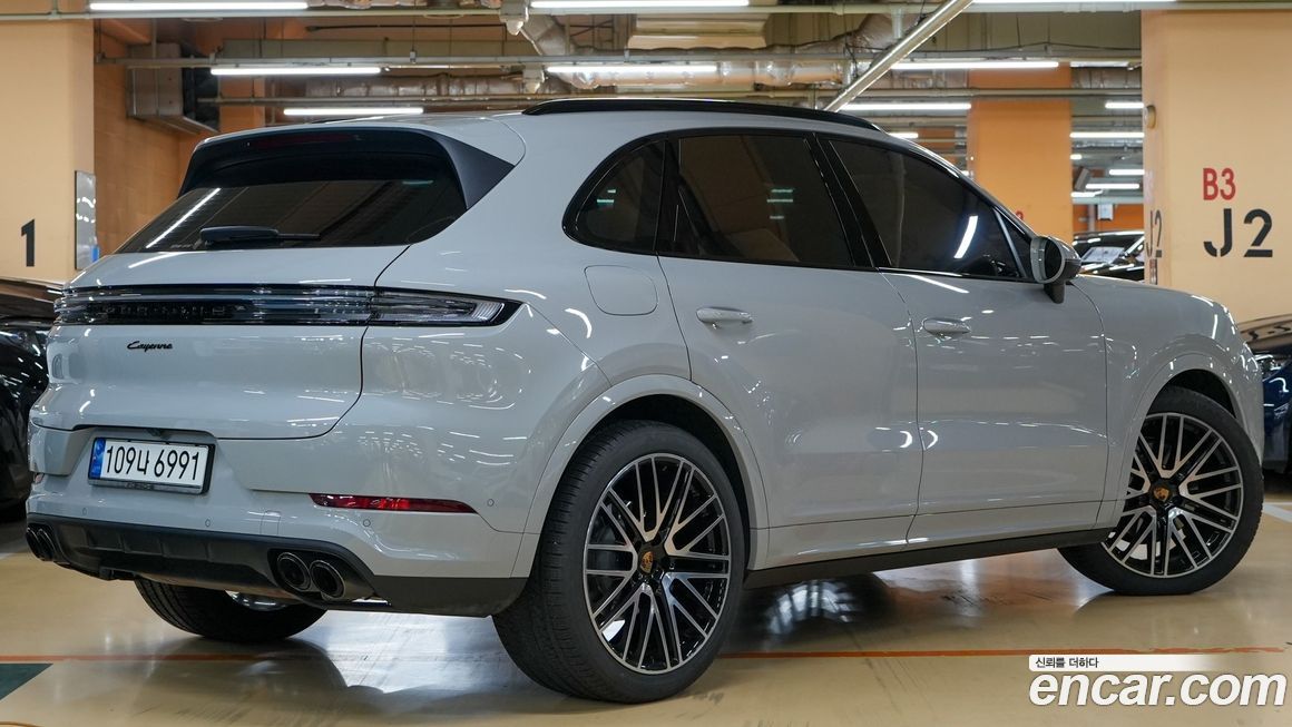 Porsche Cayenne 2024