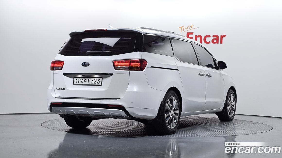 Kia Canival 2018
