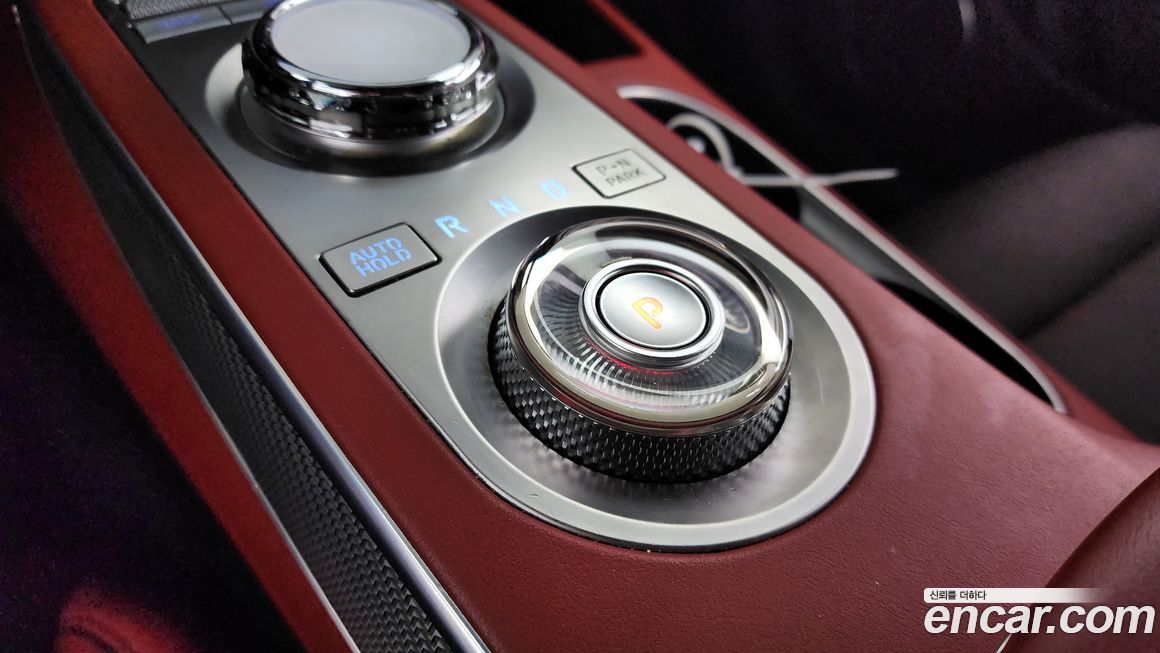 Genesis GV70 2021
