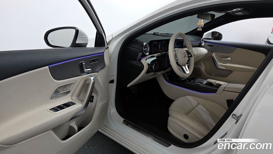 Mercedes-Benz A-Class 2021