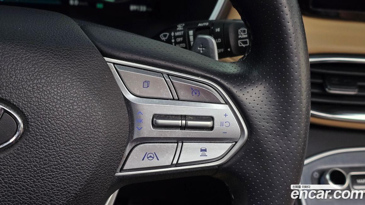 Hyundai Santafe 2022