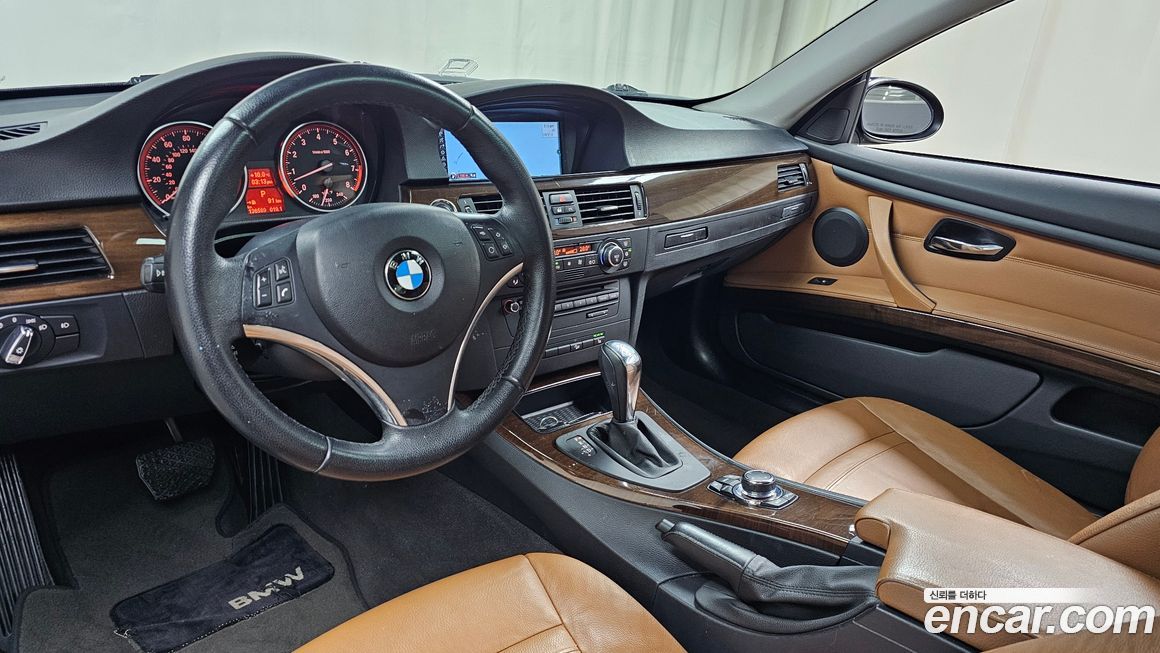 BMW 3-Series 2009