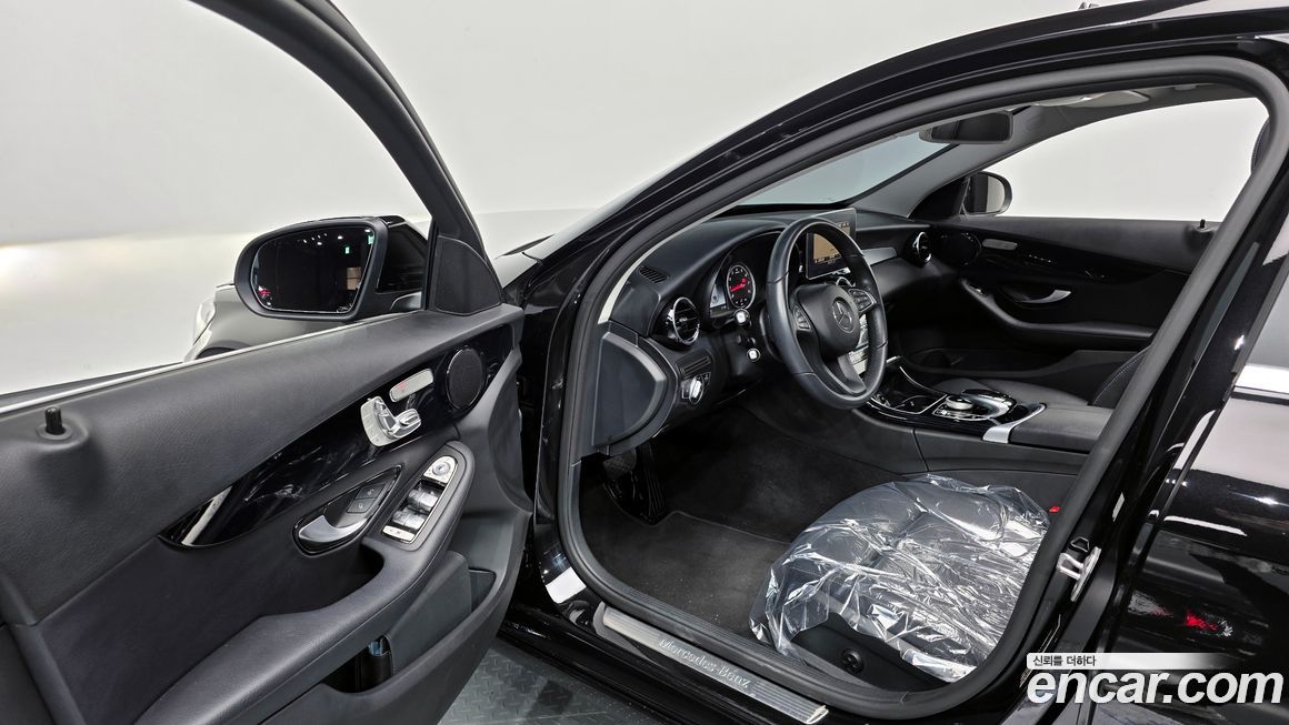 Mercedes-Benz C-Class 2018