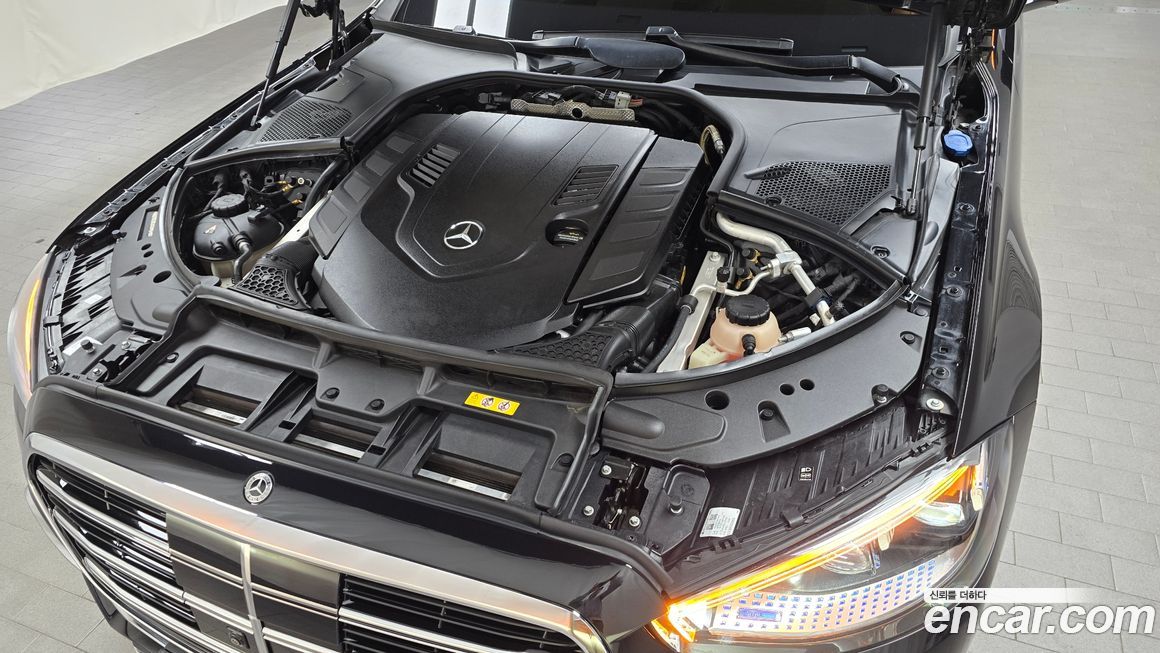 Mercedes-Benz S-Class 2022