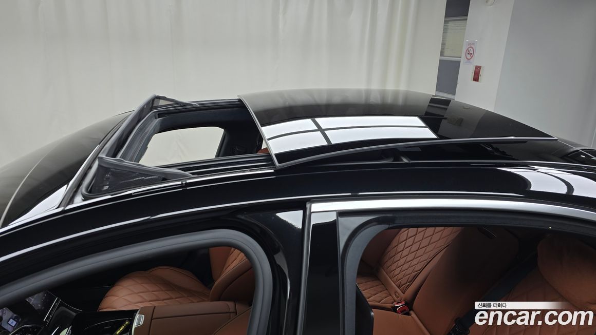 Mercedes-Benz S-Class 2022