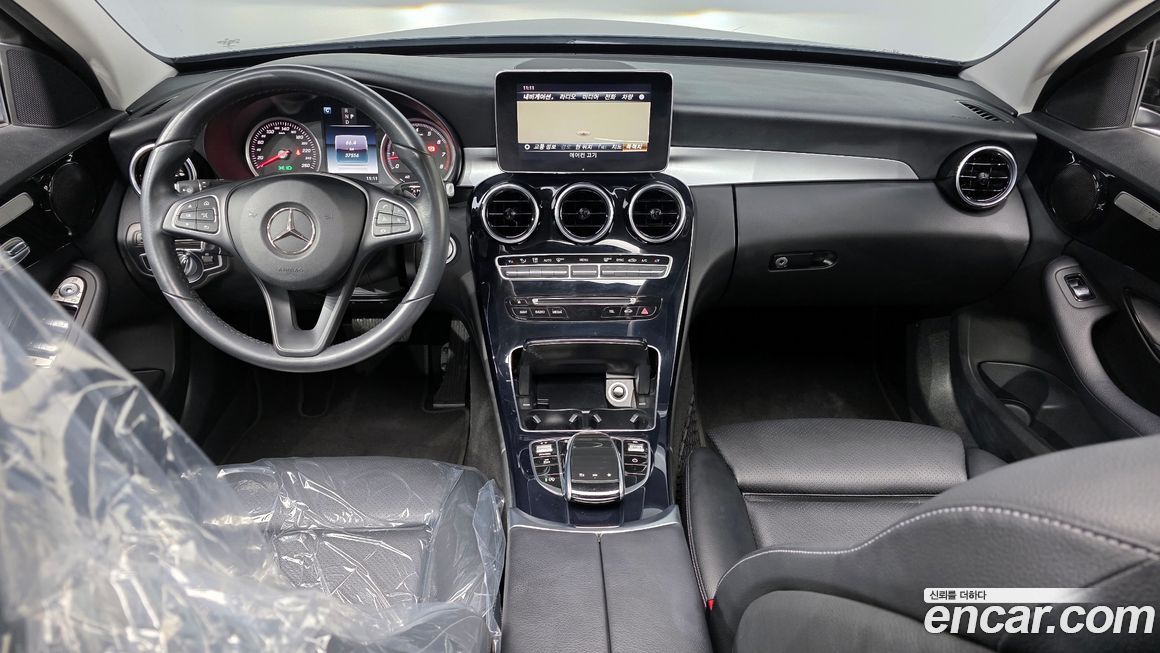 Mercedes-Benz C-Class 2018