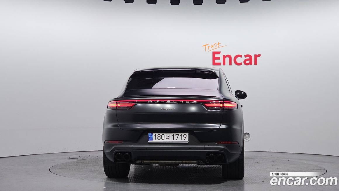 Porsche Cayenne 2023