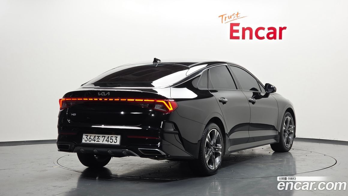 Kia K5 2023