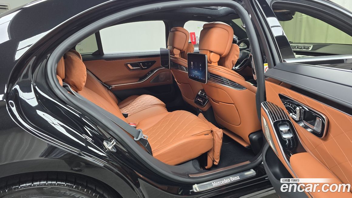 Mercedes-Benz S-Class 2022