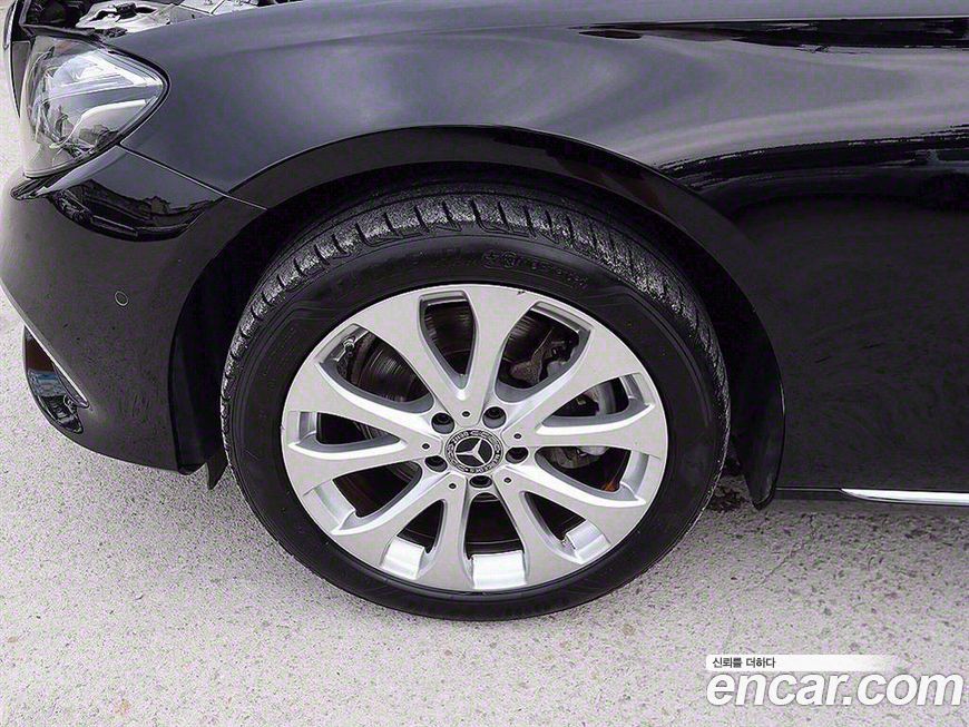 Mercedes-Benz E-Class 2019