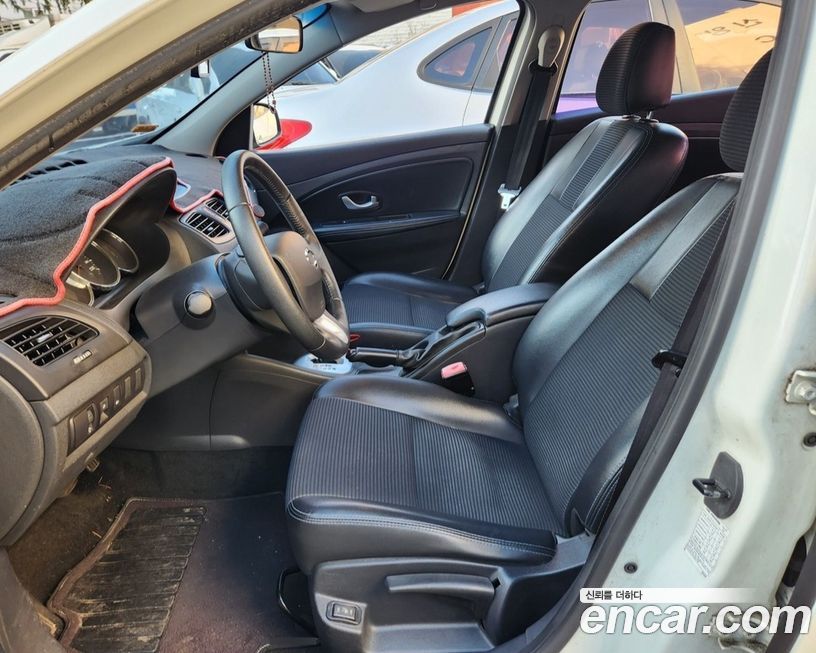 Renault-KoreaSamsung SM3 2012