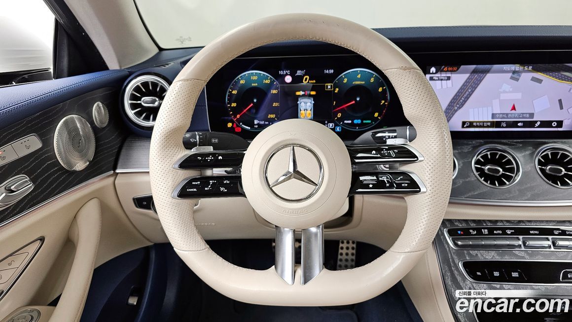 Mercedes-Benz E-Class 2021