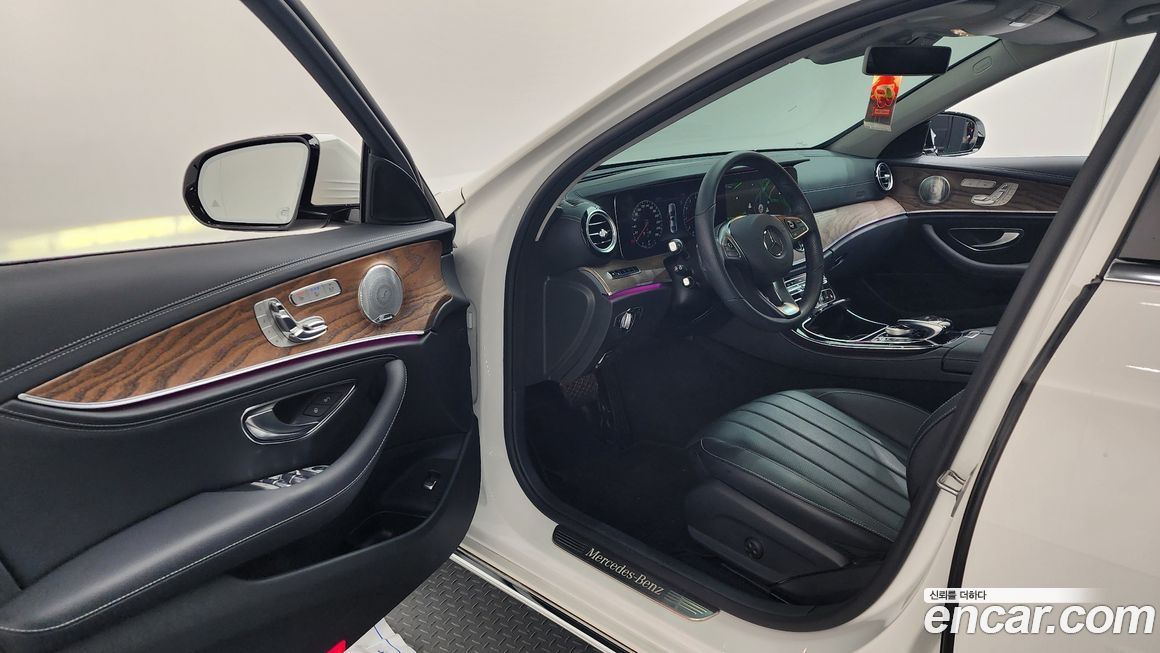 Mercedes-Benz E-Class 2018