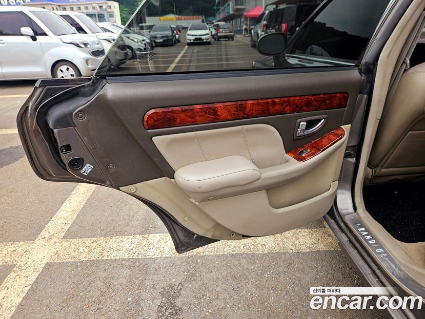 Hyundai Grandeur 2002