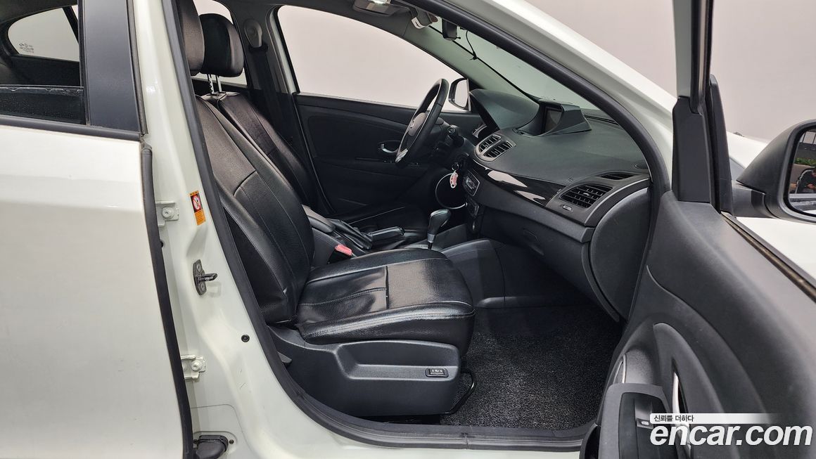 Renault-KoreaSamsung SM3 2013