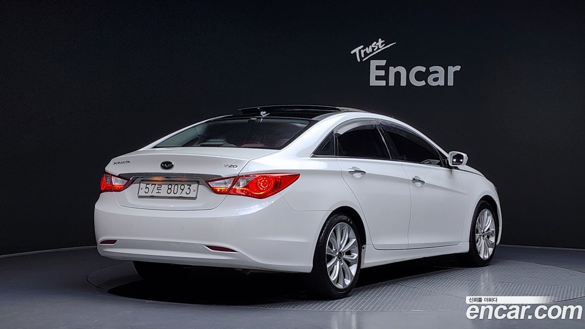 Hyundai Sonata 2011