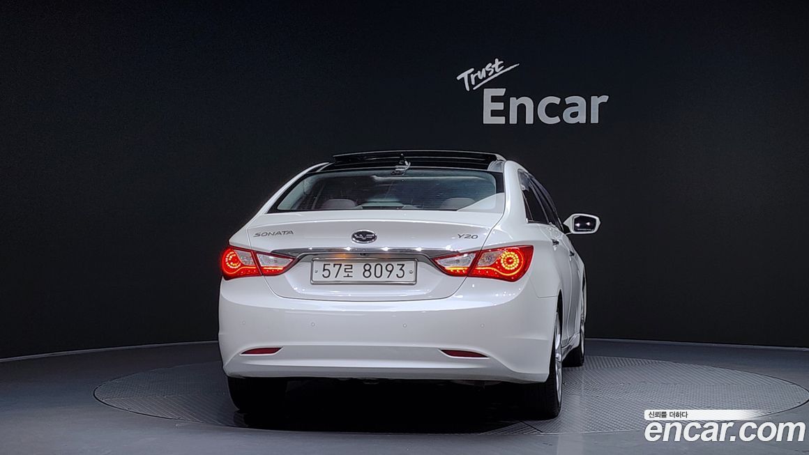 Hyundai Sonata 2011