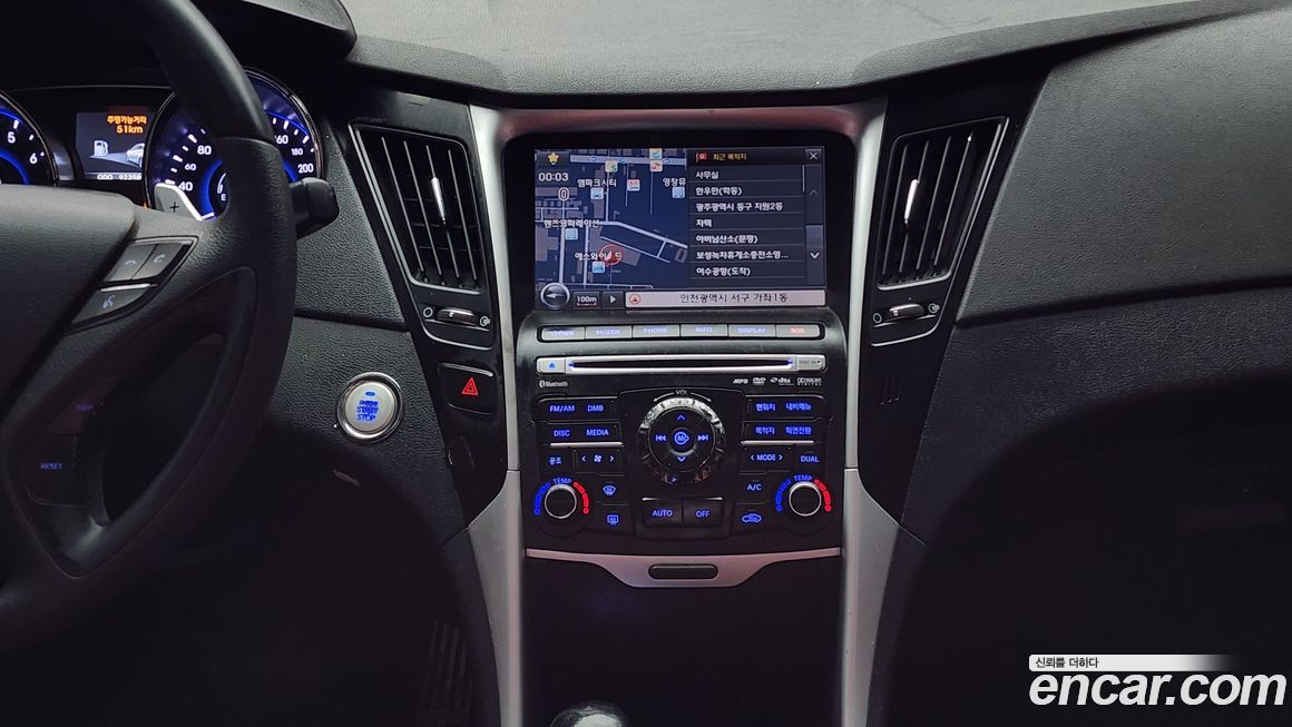 Hyundai Sonata 2011