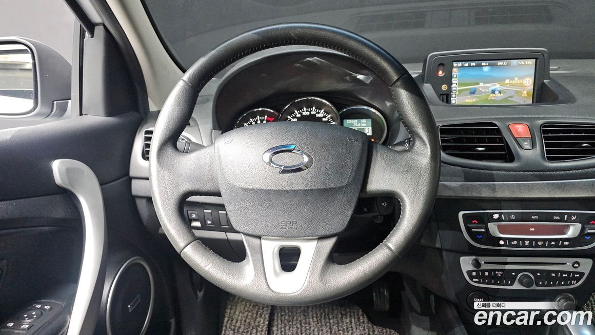 Renault-KoreaSamsung SM3 2011