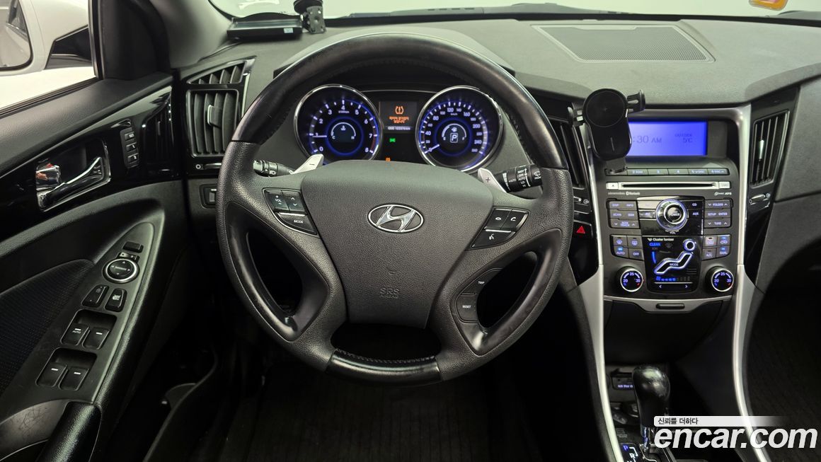 Hyundai Sonata 2011