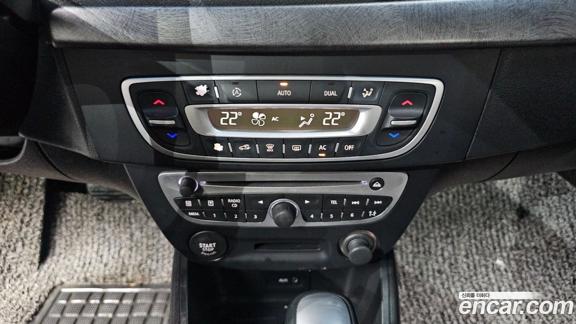 Renault-KoreaSamsung SM3 2011