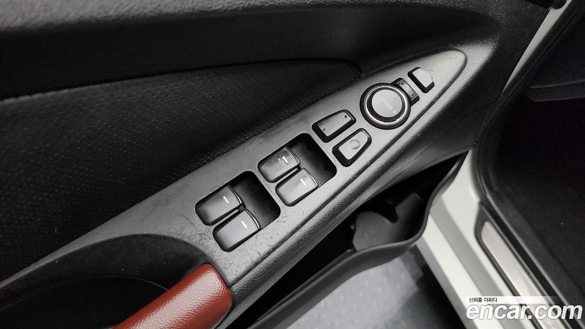 Hyundai Sonata 2011