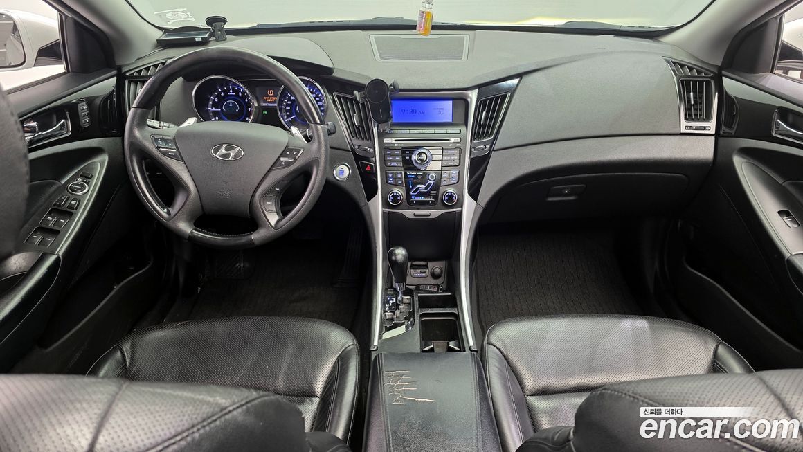 Hyundai Sonata 2011
