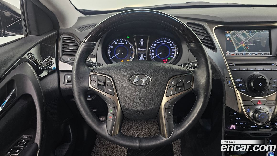 Hyundai Grandeur 2012