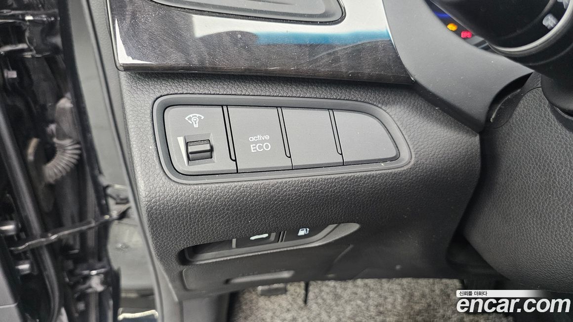 Hyundai Grandeur 2012