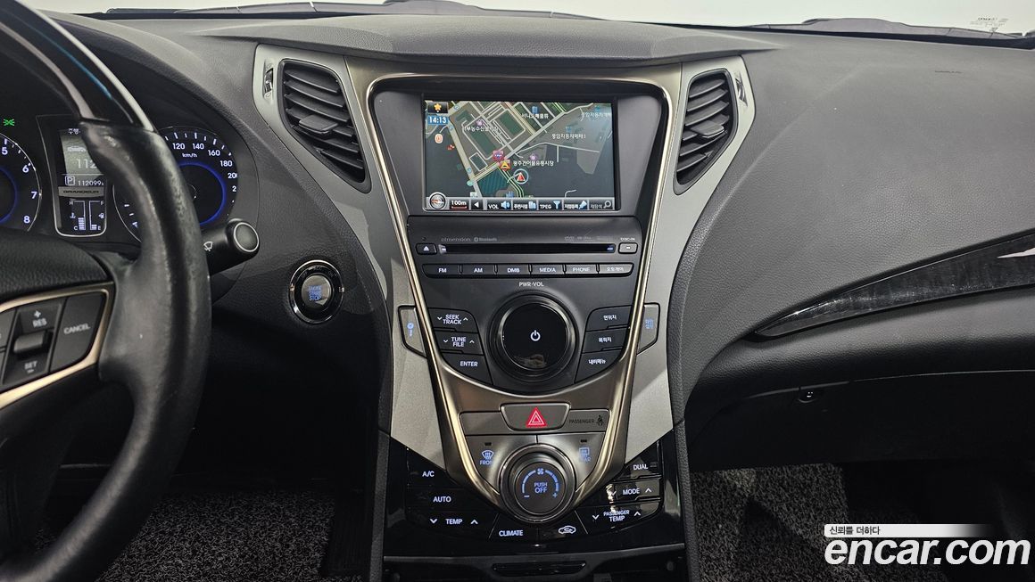 Hyundai Grandeur 2012