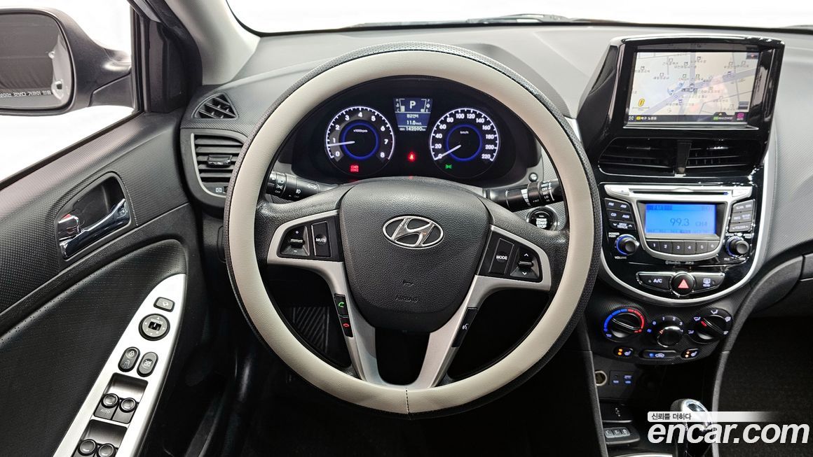 Hyundai Accent 2014