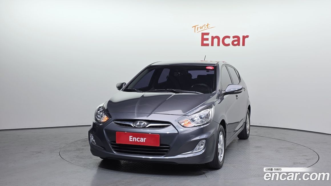 Hyundai Accent 2012
