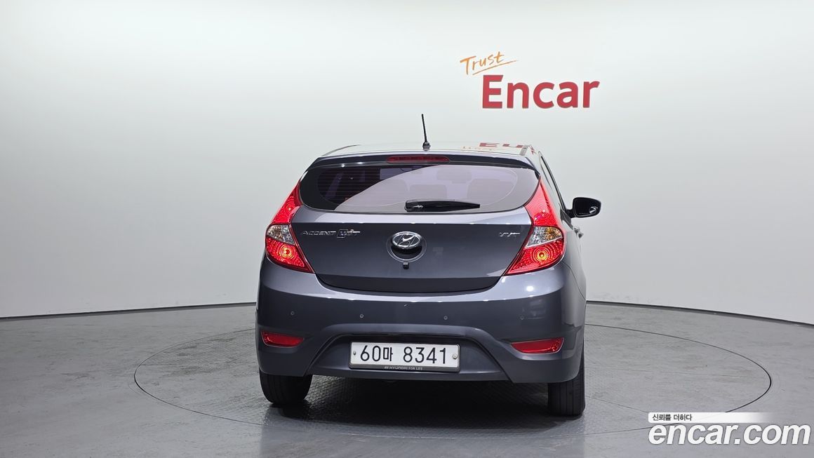 Hyundai Accent 2012