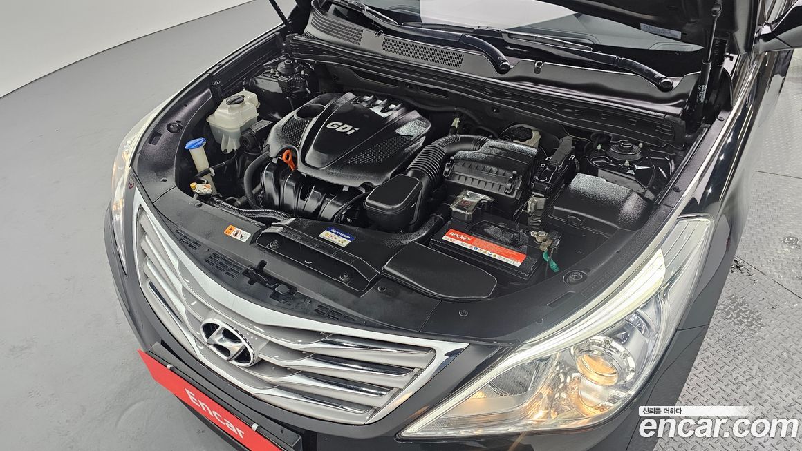 Hyundai Grandeur 2012