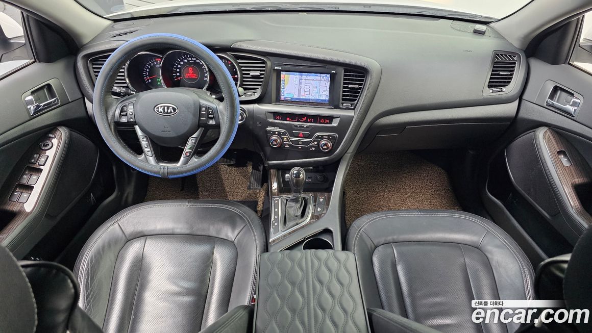 Kia K5 2011