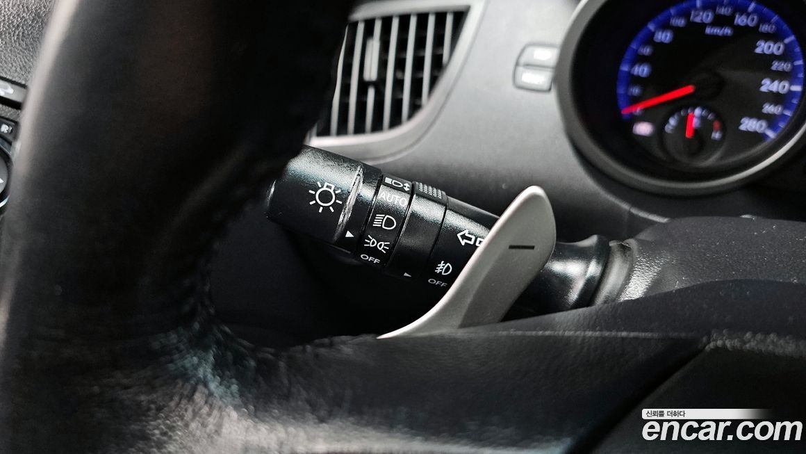 Hyundai Genesis 2010