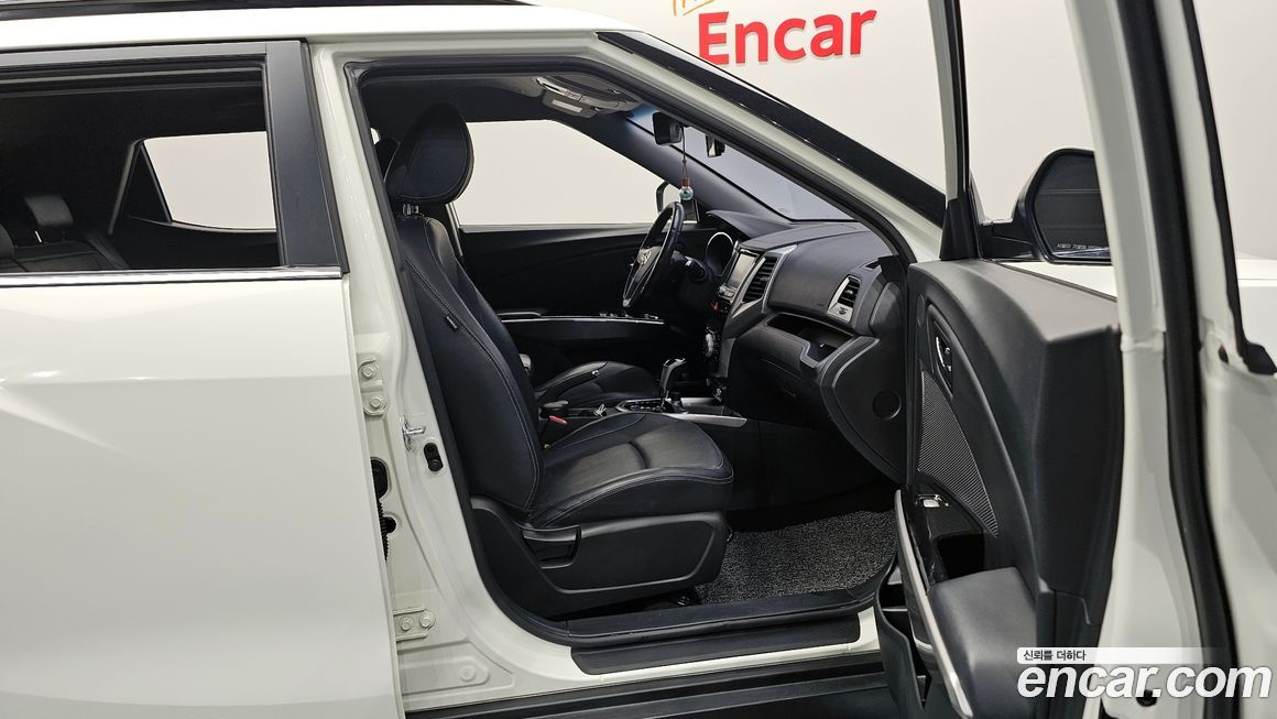 KG_Mobility_Ssangyong TIBOLI 2015