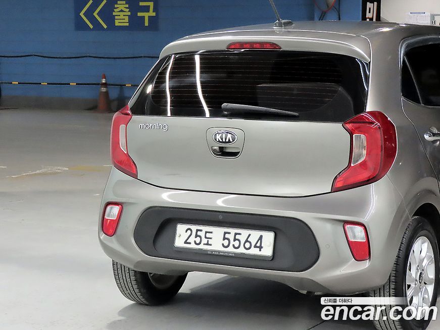 Kia morning 2018