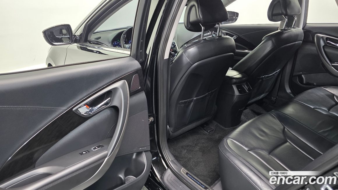 Hyundai Grandeur 2016