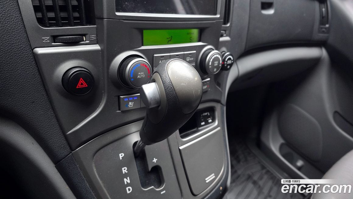 Hyundai Starex 2015