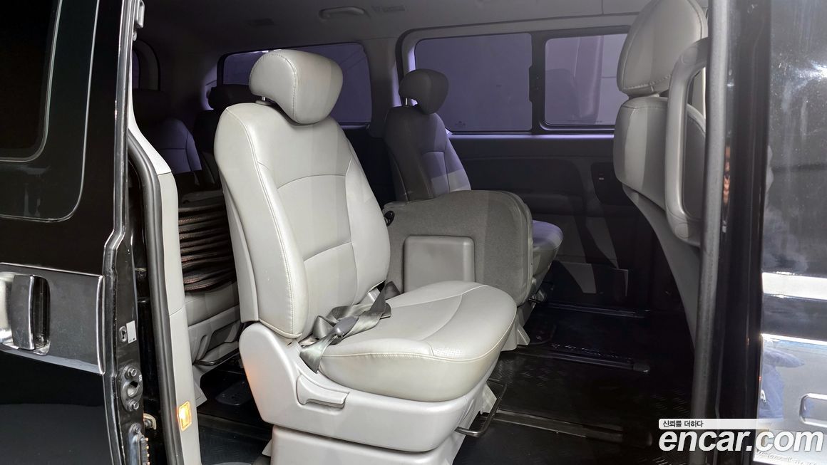 Hyundai Starex 2015