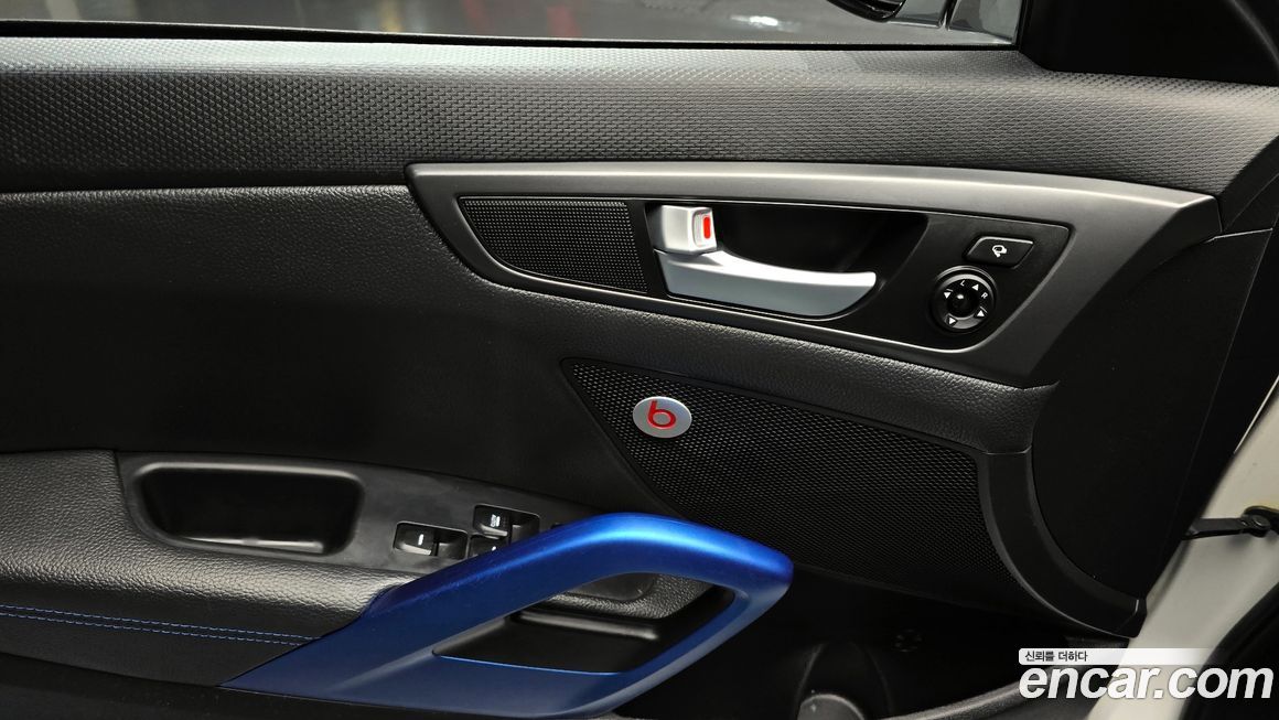 Hyundai Veloster 2016