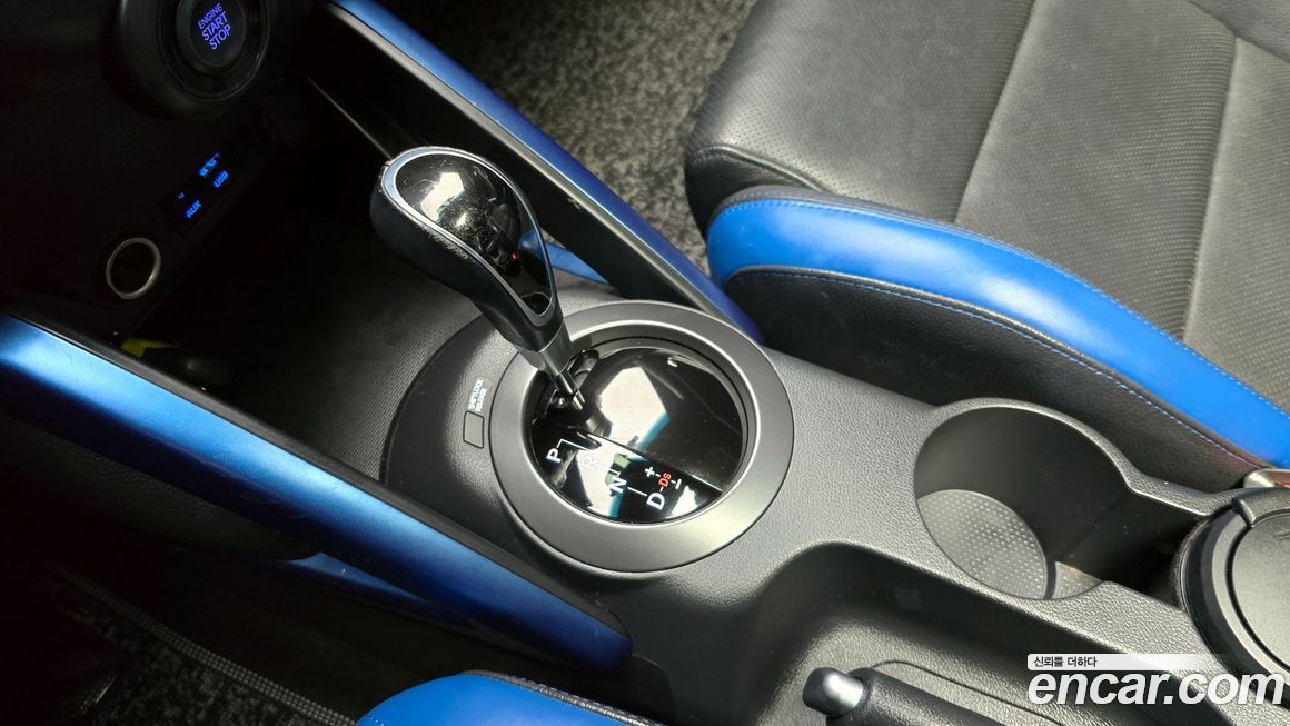 Hyundai Veloster 2016